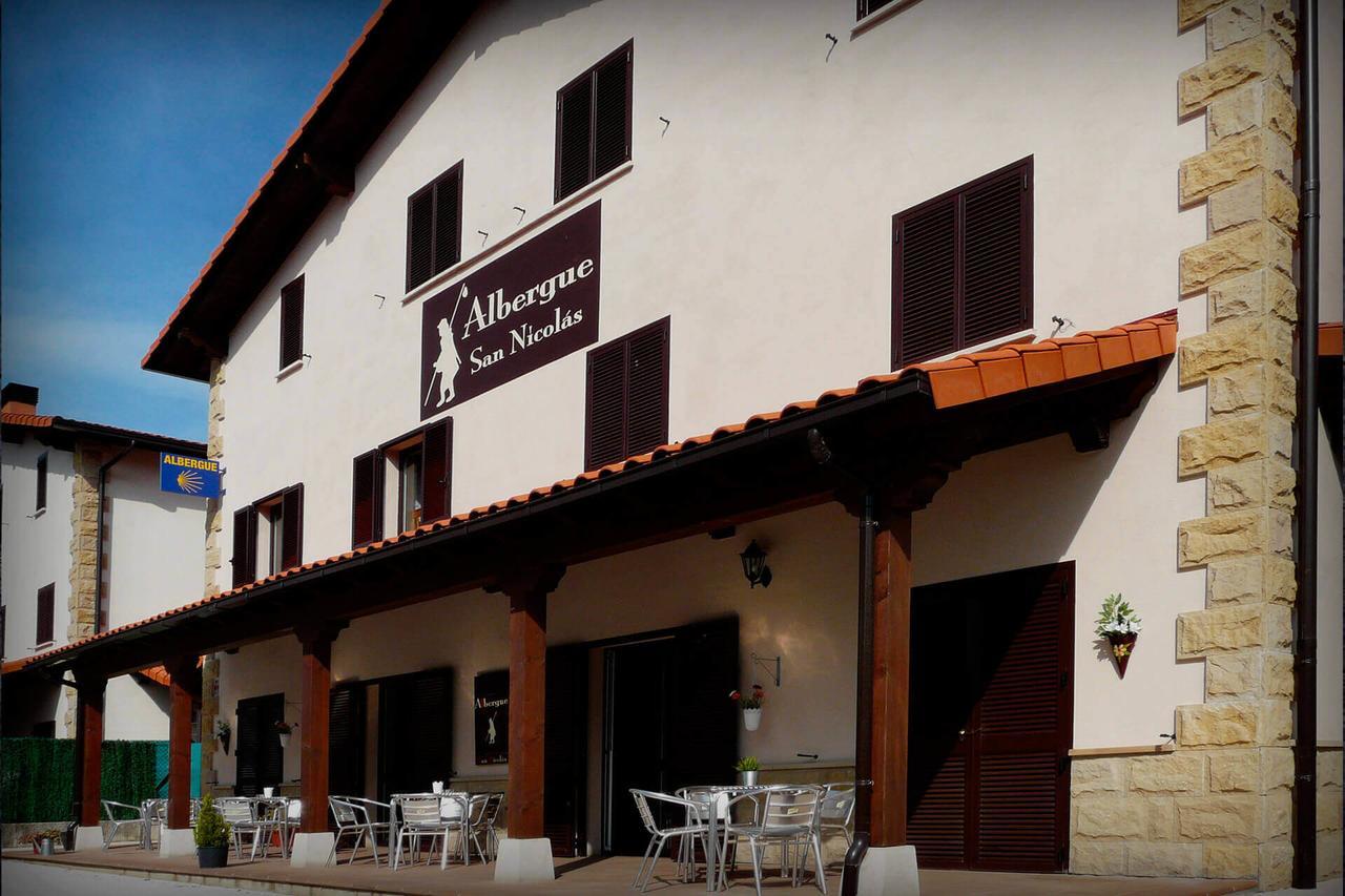 Albergue San Nicolas Larrasoana Eksteriør bilde