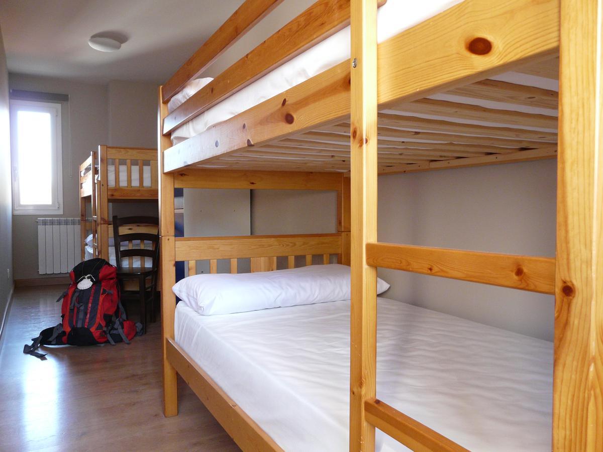 Albergue San Nicolas Larrasoana Eksteriør bilde