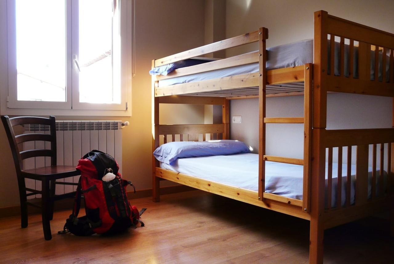 Albergue San Nicolas Larrasoana Rom bilde